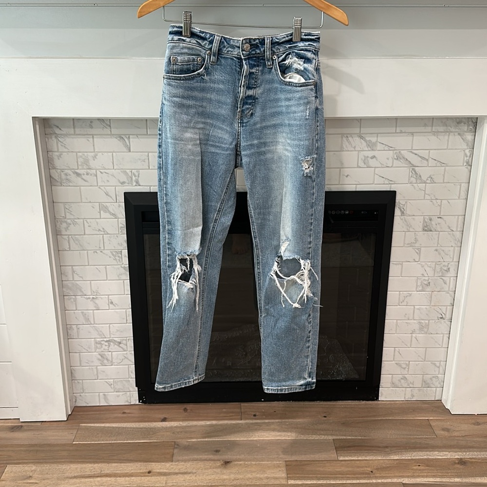 Daze Light Blue Denim distressed Jeans 2 for $20